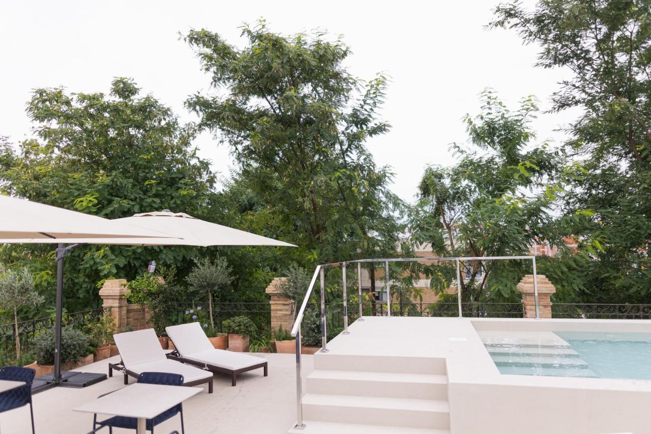 Cavalta Boutique Hotel - Small Luxuy Hotels Sevilla Bagian luar foto