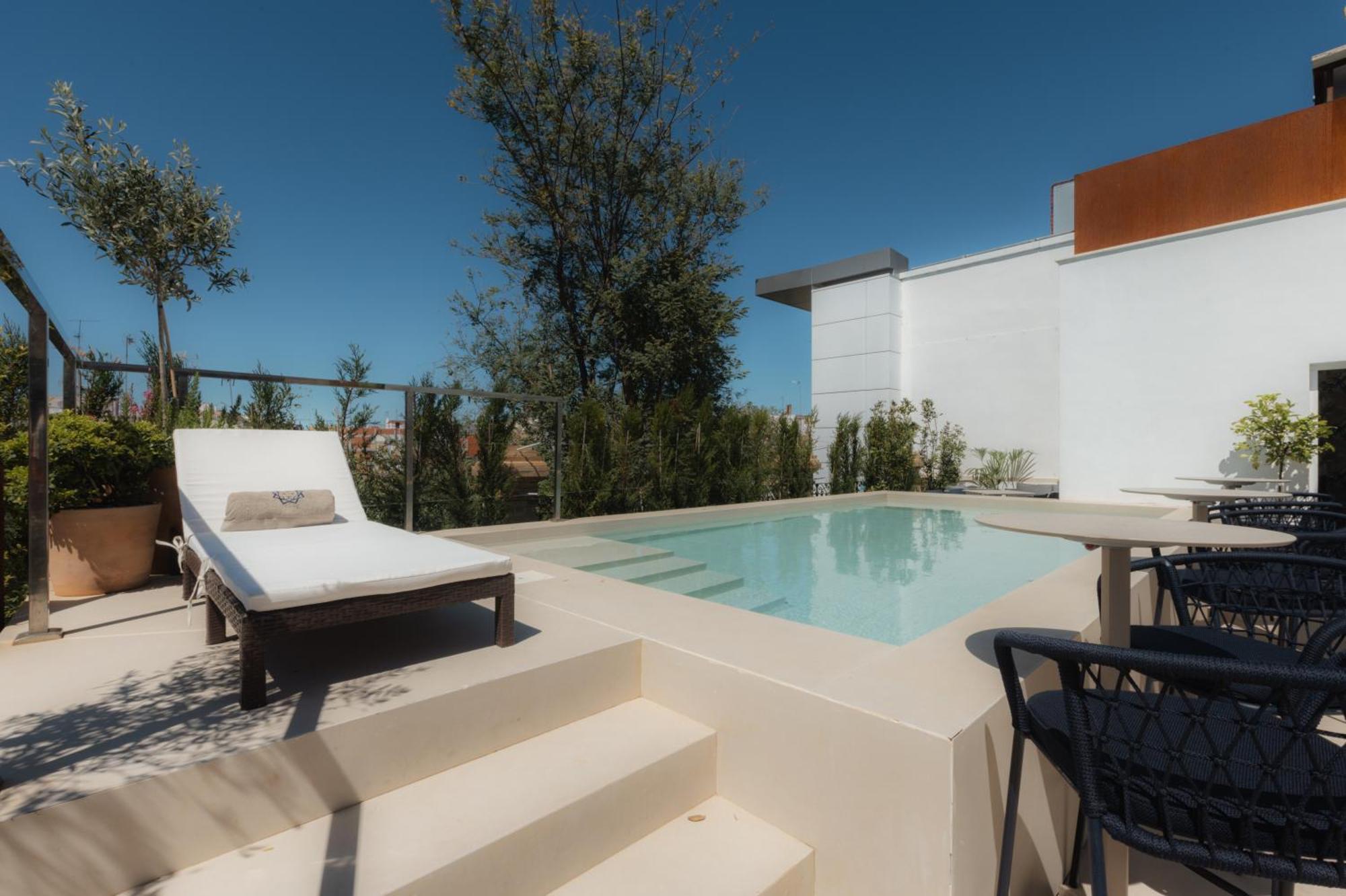Cavalta Boutique Hotel - Small Luxuy Hotels Sevilla Bagian luar foto